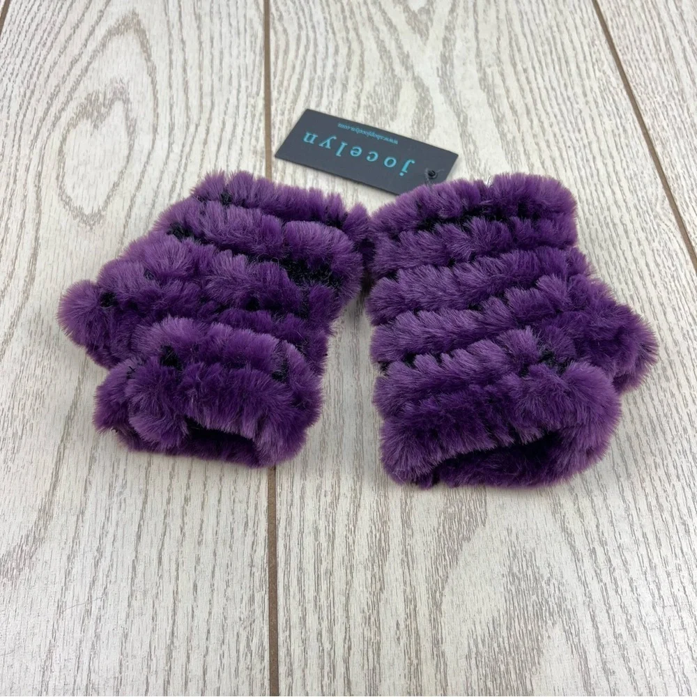 Jocelyn Women's Mandy Faux Fur Fingerless Knit Mittens OS Plum Purple $55